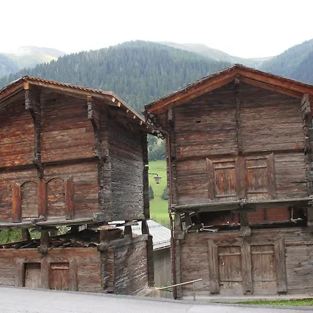 Jentsch Haus Апартаменты Goms